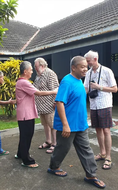 Tentang-kami